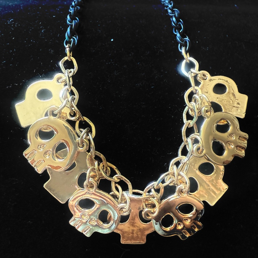 Gold Skull Chain Necklace